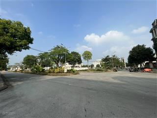 Chính chủ bán lô biệt thự mặt tiền 12m dt 240m2 vị trí đẹp nhất kđt thiên mã sẵn có móng