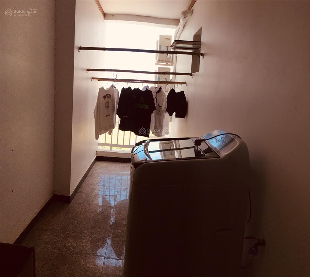 Cho thuê phòng rộng 18m2 full nội thất giá 3,2tr/th ở 187a lê văn lương. ib mình nhé