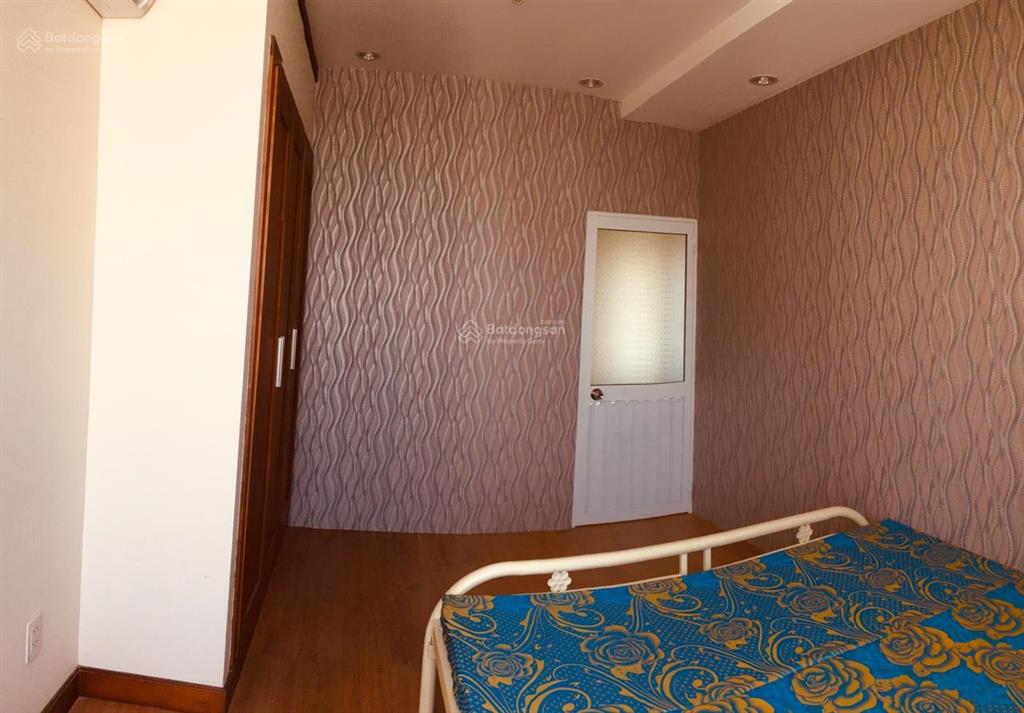 Cho thuê phòng rộng 18m2 full nội thất giá 3,2tr/th ở 187a lê văn lương. ib mình nhé