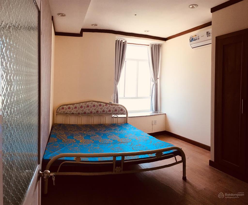 Cho thuê phòng rộng 18m2 full nội thất giá 3,2tr/th ở 187a lê văn lương. ib mình nhé