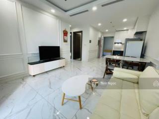 Chủ nhà định cư nước ngoài cần bán gấp cc sunshine sky city q7, dt 70m2, 2pn2wc, giá 1,88 tỷ