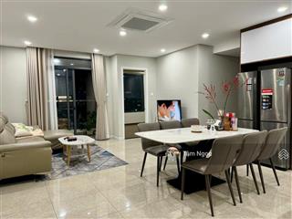 Chủ nhà cần bán gấp cc vĩnh hội q4  dt 65m2  2pn,2wc  gía 1 tỷ 570 giá tốt