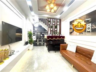 Ôtô vào nhà đường yên lộ, 6,2 tỷ, 33m2, 3pn, 4wc, 5 tầng, nội thất đầy đủ