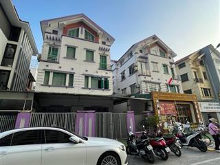 Biệt thự đơn lập siêu vip tinh hoa kđt dịch vọng  307m2 x 4 tầng x mặt tiền 15m x 90 tỷ