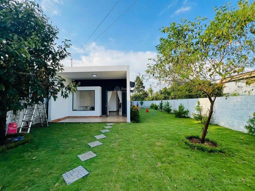 Bán nhanh nhà sân vườn 308m2 bảo lộc chỉ từ 400tr