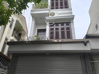 6.6 tỷ nhà dân xây p. việt hưng long biên, 65m2, 4 tầng, ô tô đỗ cổng, đầy đủ nội thất
