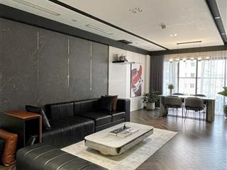 Chính chủ cần bán ch dt 124m2, 3pn 2wc giá 10.8 tỷ full nội thất đẹp.  0392 040 ***