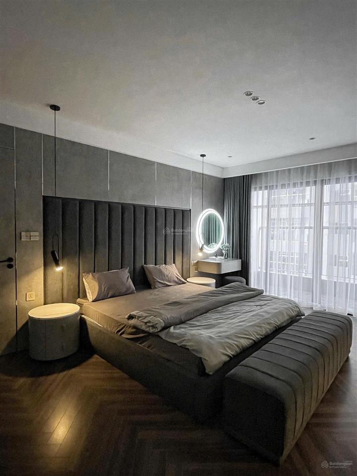 Bán gấp ch hapulico complex 3pn 2wc dt 120m2 full nt giá 12 tỉ có thương lượng sâu  0392 040 ***