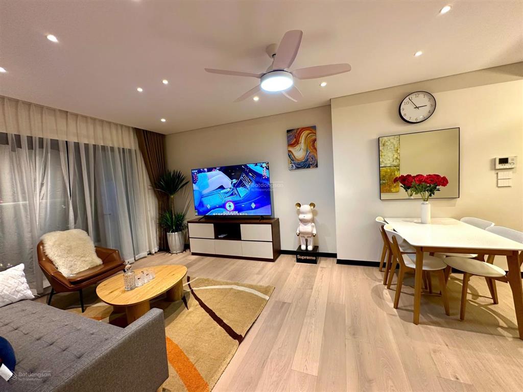 Chính chủ bán gấp ch vinata tower dt 88m2 2pn 2wc giá 7.8 tỷ có tl sâu,  0392 040 ***