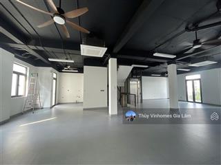 Chủ nhà cho thuê 2 căn liền kề đập thông, dt rộng có thang máy. phù hợp phòng tập gym, bia, vp