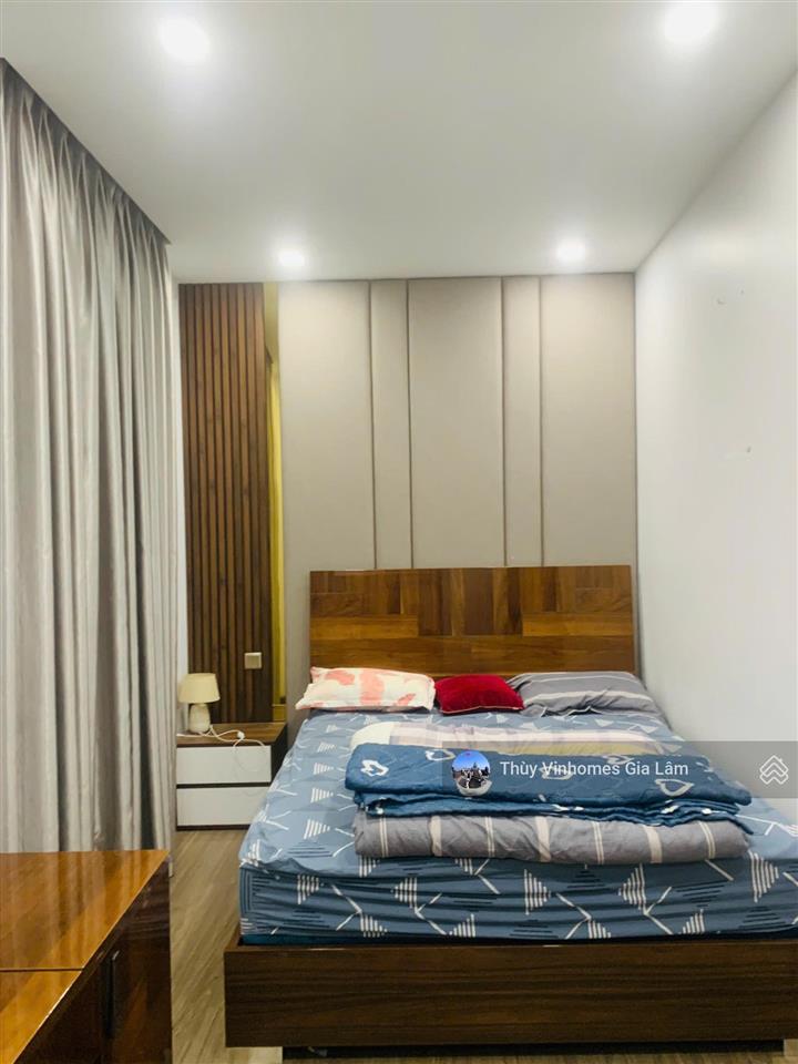Tin hot!! cho thuê biệt thự để ở, 4 phòng ngủ, full nội thất tại vinhomes gia lâm, giá 25tr