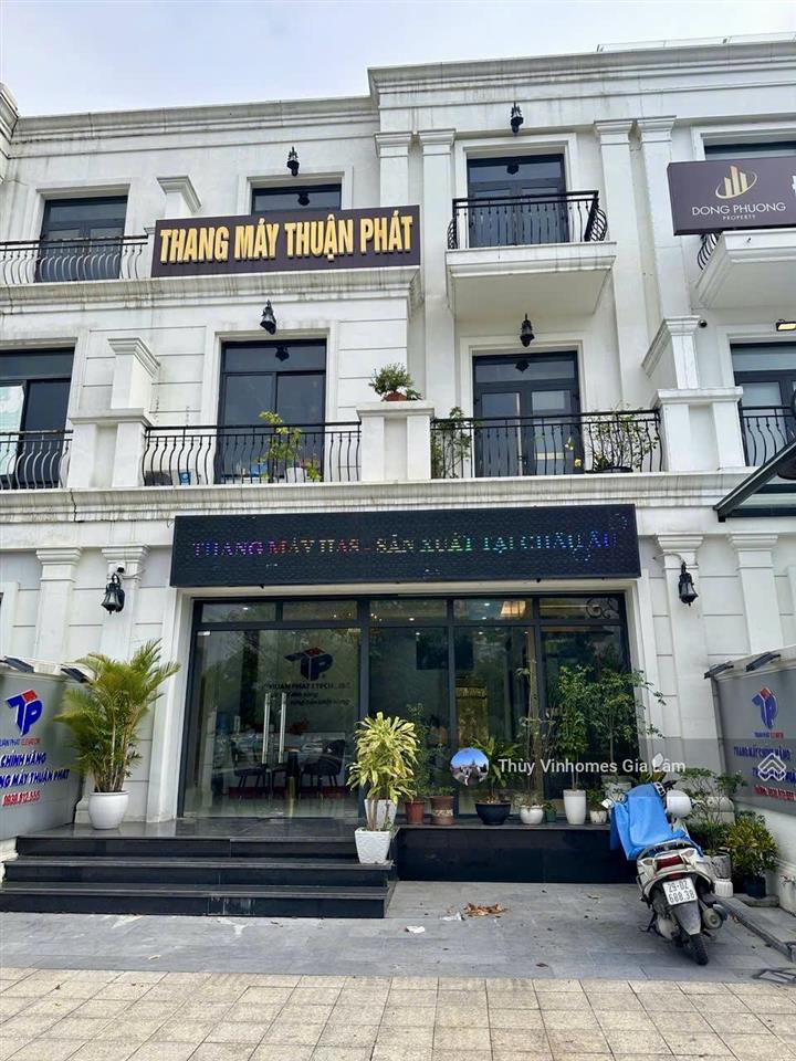 Giá chỉ 18tr/tháng tại trục ha02 làm văn phòng kết hợp ở tại vinhomes ocean park gia lâm