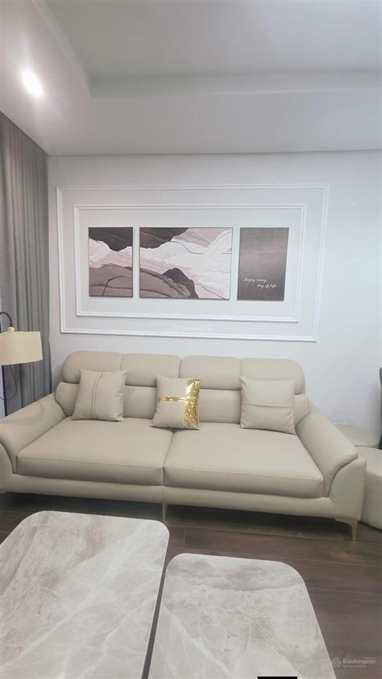 Bán căn 2 phòng ngủ trung tâm du lịch bãi cháy nội thất vừa bóc tem