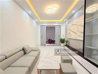 Bán nhà hiếm trần thái tông  cầu giấy, 35m² x 5t, full nội thất, ngõ rộng, gần ô tô, chỉ 7.5 tỷ!
