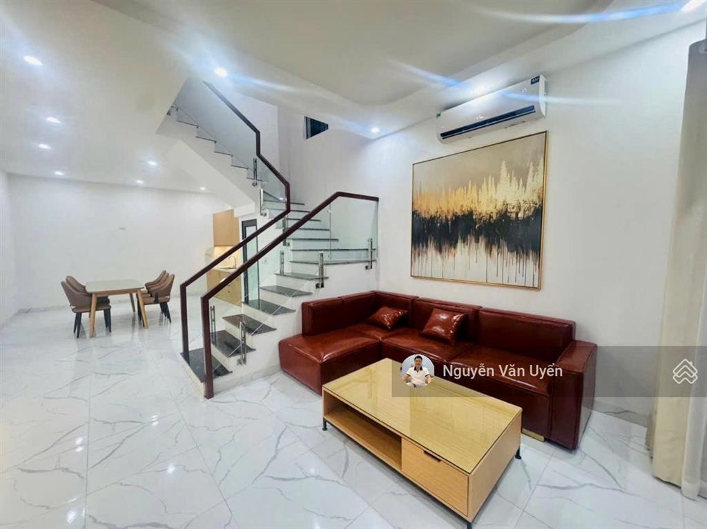 Bán nhà 59m2 x 4 tầng x 4,8 m mặt tiền, x 8,4 tỷ, hoàng hoa thám , ba đình, nhà 3 thoáng , viu đẹp