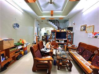 Bán nhà 51 m2 x 5 tầng x 10,9 tỷ cầu diễn, nam từ niêm. nhà dân xây , ô tô 7 chỗ ngủ trong nhà,