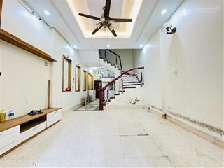 Bán nhà 48,6 m2 x 4 tầng x 4,2 m mặt tiền, x 8,3 tỷ, ba đình, ngõ rộng , thoáng , sáng, ra phố 50m