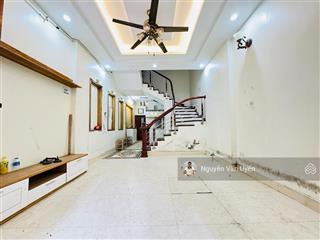 Bán nhà 38 m2 x 5 t x 8,3 tỷ .phú mỹ, mỹ đình ở ngay ngõ thông, thoáng trước nhà rộng, nhà 2 thoán