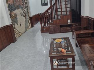 Bán nhà láng hạ trung tâm láng hạ, 59 m2 x 4 tầng x 4,6 m mặt tiền x 12,8 tỷ. ngõ nông, rộng