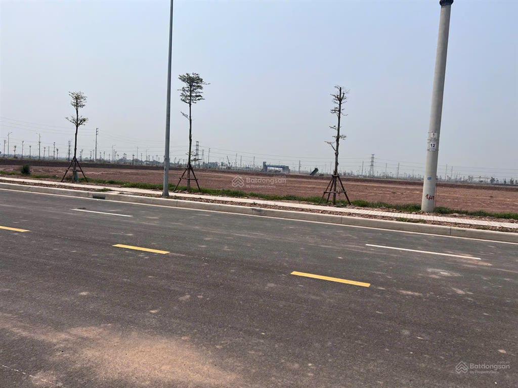 Bán 2,2 ha đất chủ trương làm trạm trộn bê tông tại hưng yên. giá 2,99 tr/m2. 0976 108 ***