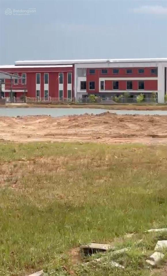 Bán 1,9 ha đất công nghiệp phú thọ. giá 1,6 triệu/m2. đất trả tiền 1 lần. vay được nh. 0976 108 ***
