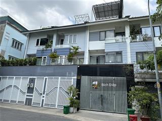 Căn nhà đẹpởvp 5x20nguồn thuê 35tr/1thángngaytăng nhơn phúkhu an ninhđối diện tr cđ c.thương