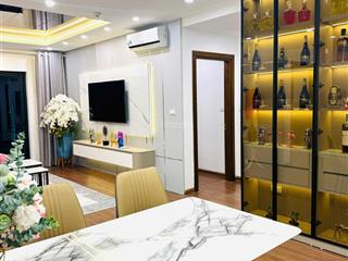 Em có quỹ căn 3 phòng ngủ giá tốt tại goldmark city. nhà full nội thất.  em 0374 294 ***
