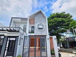 Bán nhà phố mt phạm văn hai, bình chánh shr giá chỉ 2 tỷ 8