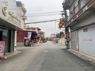 Dt 97.5m2, full thổ cư, lưu không phía trước 8m2. mặt tiền, mặt hậu 5m.đường rộng thênh thang,