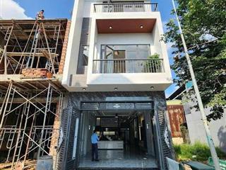 Cần bán gấp căn nhà 1 trệt 2 lầu dĩ an, bình dương 2 tỷ 950