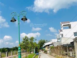 Bán đất cực đẹp , hem xe hoi, đuong le văn luong, nhà bè, chỉ 34 tr một met, gần 3 trường đại học.