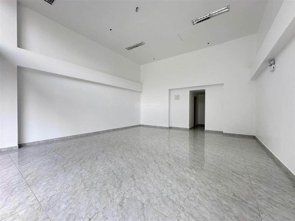 Cho thuê văn phòng paris hoàng kim, vị trí thuận lợi, liền kề q1, thủ thiêm