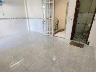 Tân phú 1 sẹc huỳnh văn gấm, 4 tầng, 5.2 x10m, giá 6.x tỷ