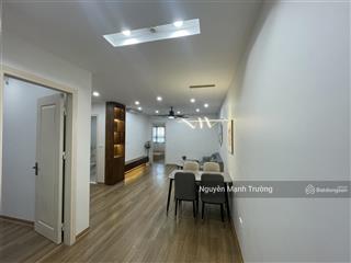 Bán nhanh căn 2 phòng ngủ 2wc ban công view hồ, full nội thất đẹp về ở ngay chung cư vp6 linh đàm