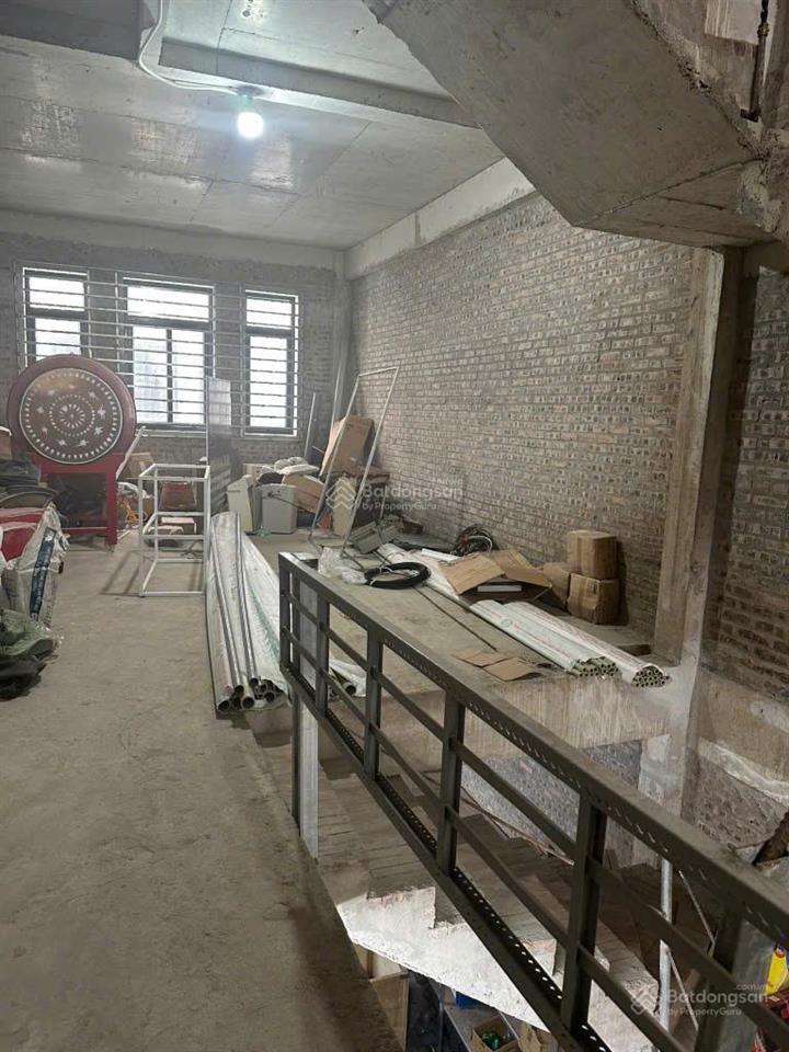 Bán nhà kđt louis city 113m² 5 tầng vỉa hè 5m, giá tốt khu vực đền lừ