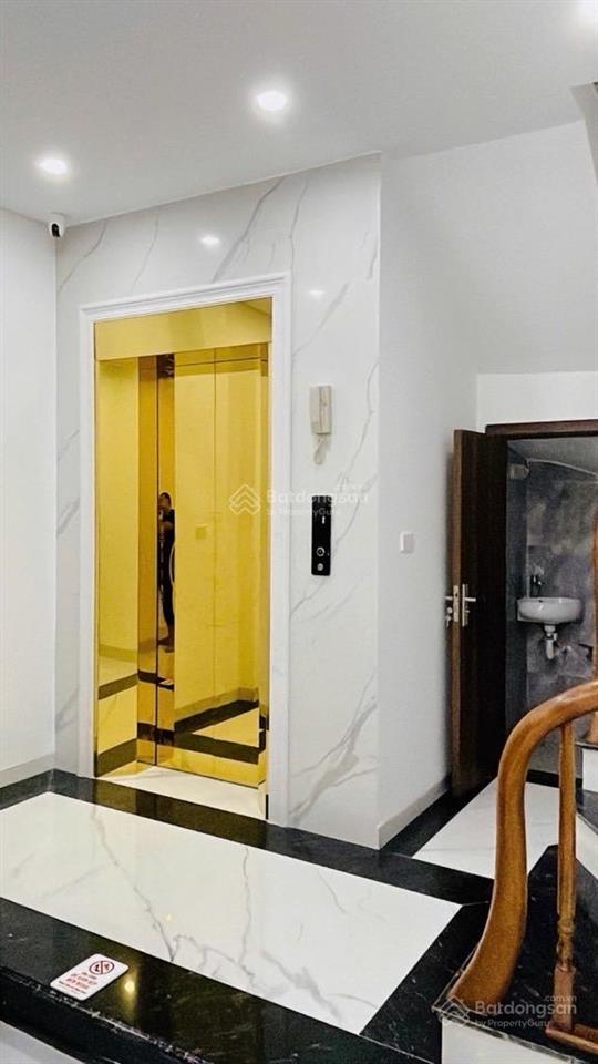 Bán nhà mặt phố giáp bát, 23,5 tỷ, 51m2, 3pn + 4wc + 6 tầng  thang máy nhập khẩu  full nội thất