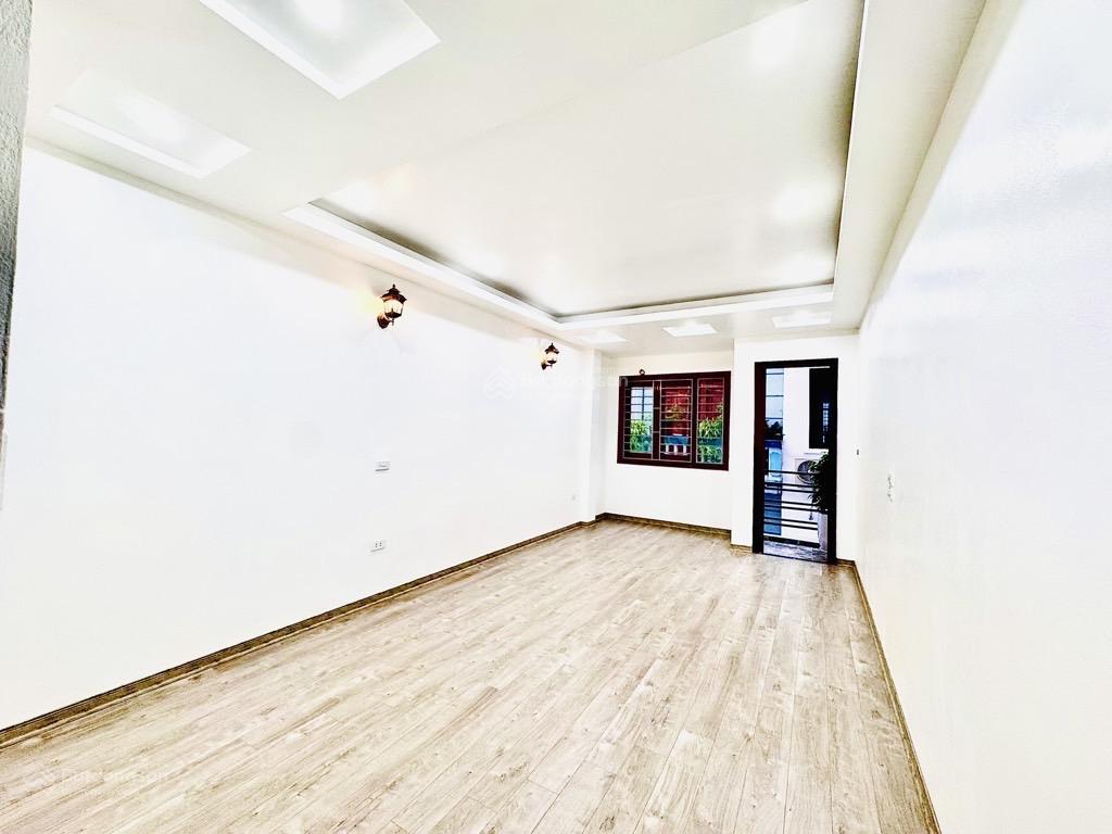 Bán nhà riêng tại thịnh liệt, 12,8 tỷ, 41 m2, 5 tầng, 4wc, chính chủ, hot!