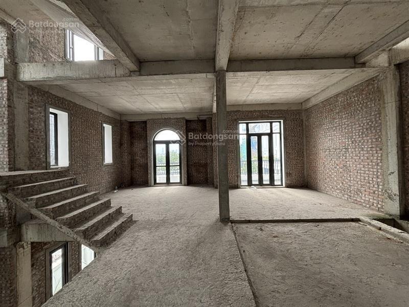 Bán bt louis city hoàng mai, giá cực chất 66,5 tỷ, diện tích 266,8m2, mặt tiền 11,6m, 5 tầng