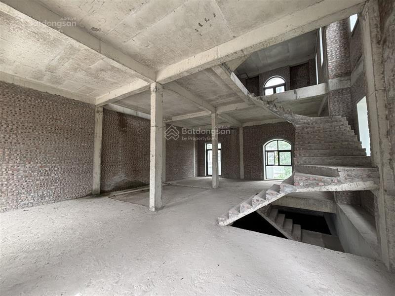 Bán bt louis city hoàng mai, giá cực chất 66,5 tỷ, diện tích 266,8m2, mặt tiền 11,6m, 5 tầng