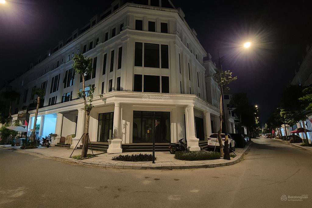 Bán nhà biệt thự tại louis city hoàng mai, lô góc 64 tỷ, 196.6m2, hàng hiếm giá ưu đãi