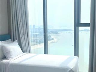 Căn hộ 2 ngủ 2 vệ sinh alacarte view biển vịnh tầng cao sát bãi tắm chỉ 5 tỷ