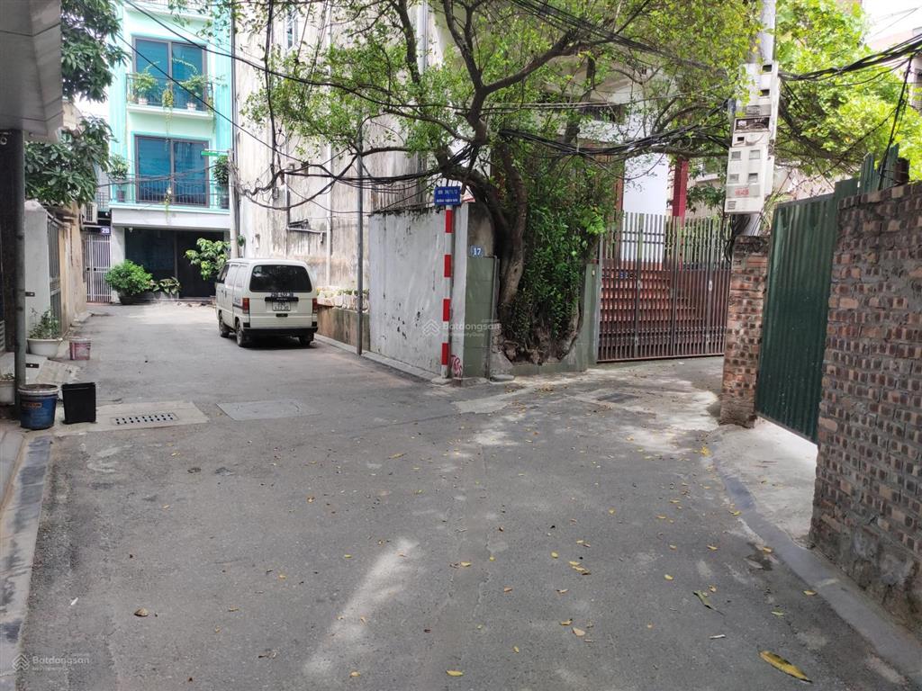 Cc gửi bán giá đầu tư 400m2 đất sđcc lô góc 3 mặt tiền dài miên man sau chợ thạch bàn long biên