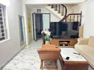 Chính chủ bán nhà đường nguyễn trãi lô góc, nội thấtxịn, nở hậu dòng tiền 300tr/năm dt 50m x 5tầng