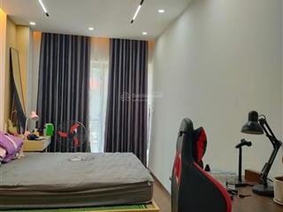 Bán nhà giải phóng, thanh xuân, 37m2 x 4 tầng, mặt tiền 5.2m, gần phố, ngõ nông, nhà dân xây