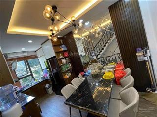 Bán gấp nhà chính chủ đường cù chính lan 25.5m2, 6 tầng, mặt tiền 4.5m, giá 10.5 tỷ