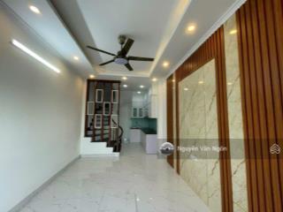 Bán nhà riêng tại ỷ la, 5,8 tỷ, 30m2, 3pn, 3wc, 5 tầng, ngõ ô tô vào, pháp lý đầy đủ