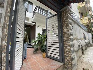 Bán nhà tt thanh trì, gần tecco, nhà dân xây 80m2, 3 tầng, có sân vườn, tặng nội thất đẳng cấp