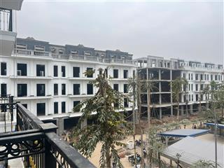 Chính chủ em bán liền kề đông dương 80m2 view công viên giá chỉ 10.x tỷ (cả nhà và đất)
