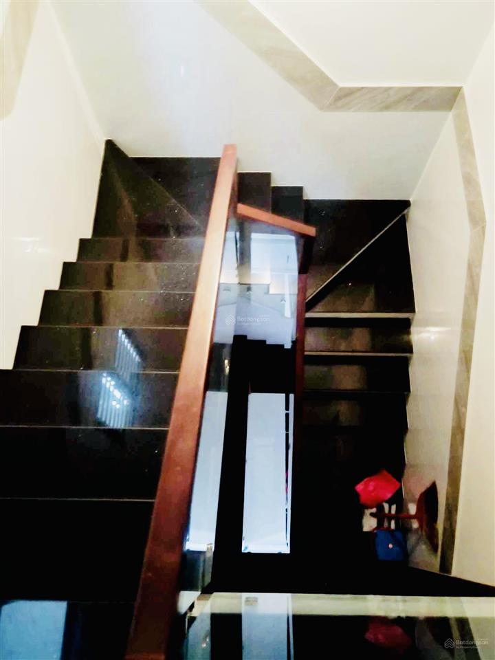 Chính chủ bán gấp nhà hẻm ô tô trương chinh tân bình, 76m2, 3 tầng, giá 7.49 tỷ.