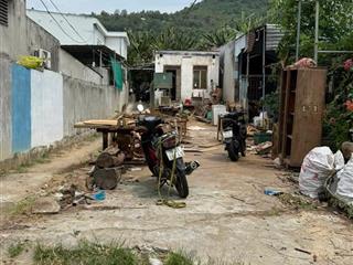 Hot Hot đất khu dân cư Tổ 24 Tây Bắc (hẻm 2 tháng 4), giá chỉ 2ty7 phường Vĩnh Hải, Nha